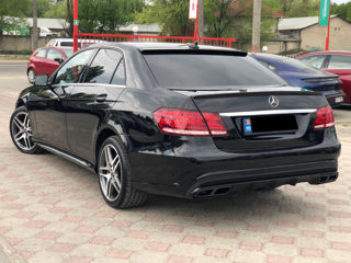 Mercedes E-Class foto 3