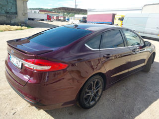 Ford Fusion foto 6