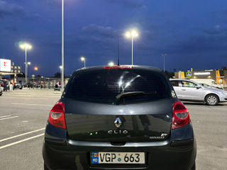 Renault Clio foto 6