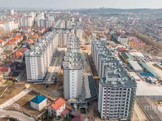 Apartament cu 3 camere, 69 m², Buiucani, Chișinău foto 3