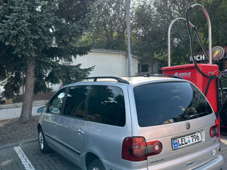 Volkswagen Sharan foto 3