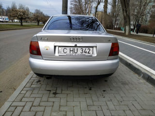 Audi A4 foto 4