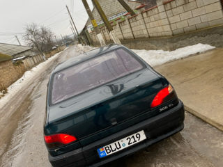 Peugeot 306