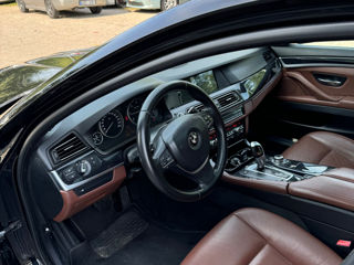 BMW 5 Series foto 5