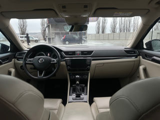 Skoda Superb foto 9