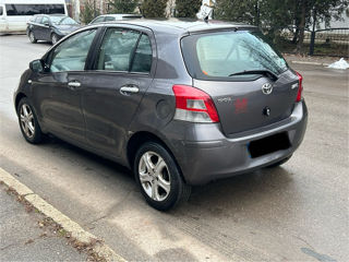 Toyota Yaris foto 4