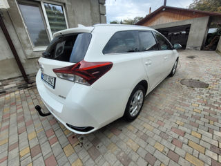 Toyota Auris foto 3