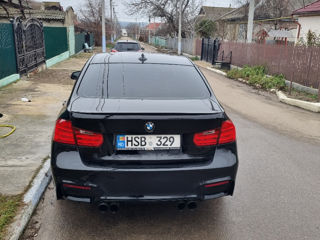 BMW 3 Series foto 2