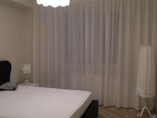 Se oferă spre chirie apartament 2 camere ,Botanica  , str . Botanica Veche foto 2