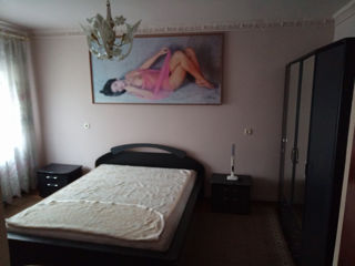 Apartament cu 3 camere, 100 m², Botanica, Chișinău foto 4