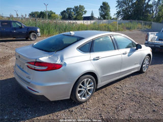 Ford Fusion foto 7