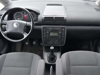 Volkswagen Sharan foto 6