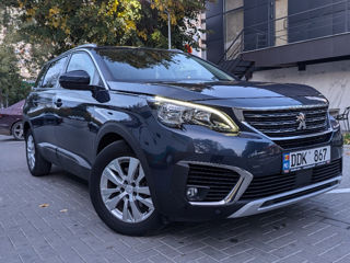 Peugeot 5008 foto 2