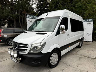 Mercedes Sprinter 8 locuri foto 2