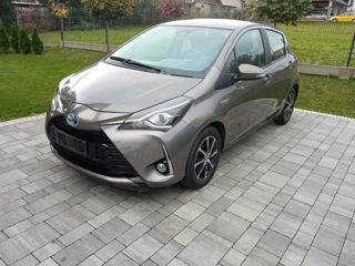 Toyota Yaris foto 2