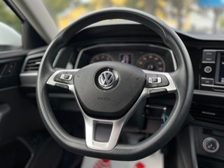 Volkswagen Jetta foto 11