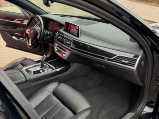 BMW 7 Series foto 10