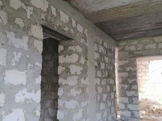 Casa 3 nivele în construcție foto 5