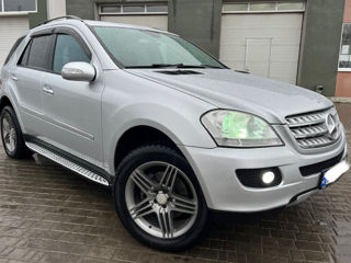 Mercedes M-Class