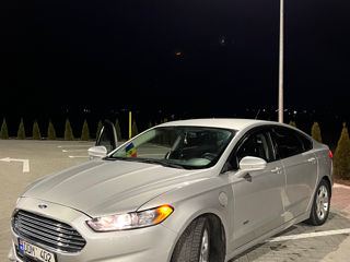 Ford Fusion foto 3