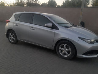 Toyota Auris foto 5