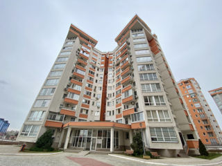 3-х комнатная квартира, 91 м², Центр, Кишинёв