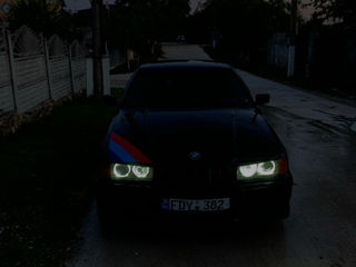 BMW 3 Series foto 5