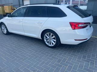 Skoda Superb foto 9