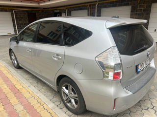 Toyota Prius + foto 5