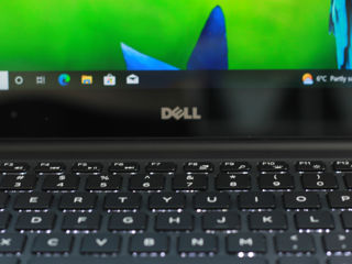 Dell XPS 15 9560 4K (Core i7 7700HQ/32Gb DDR4/512Gb NVMe SSD/Nvidia GTX 1050/15.6" 4K TouchScreen) foto 6