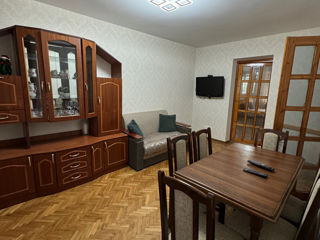 Apartament cu 3 camere, 80 m², Botanica, Chișinău foto 4