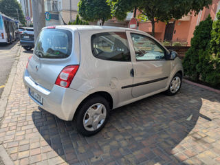 Renault Twingo фото 2