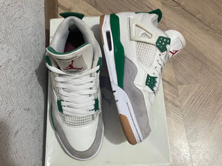 Jordan 4 Pine Green foto 3