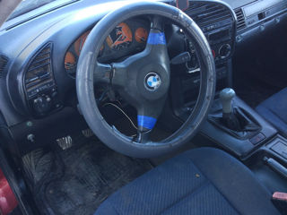 BMW 3 Series foto 3