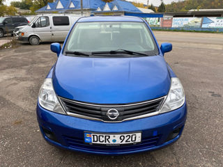 Nissan Versa foto 5