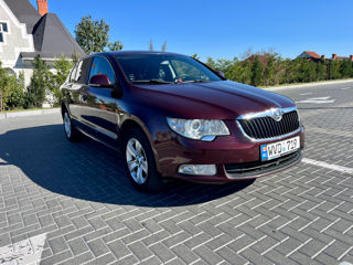 Skoda Superb foto 3