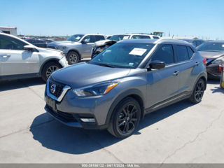 Nissan Kicks foto 2