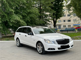 Mercedes E-Class foto 2