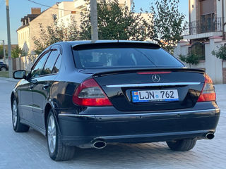 Mercedes E-Class foto 6