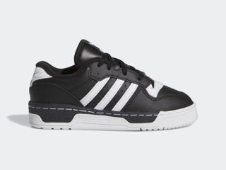 Ghete Adidas Rivalry Low