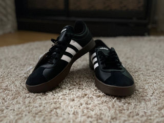 Vand adidas foto 2