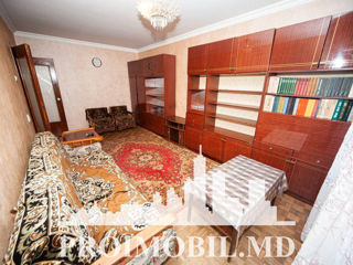 Apartament cu 3 camere, 71 m², Botanica, Chișinău foto 4