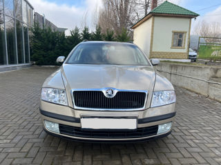 Skoda Octavia foto 2