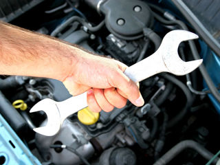 auto service reparatia motoarelor si cutiilor automate foto 3