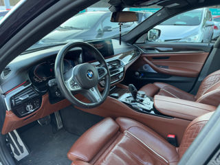 BMW 5 Series foto 6