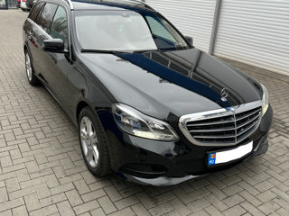 Mercedes E-Class foto 1