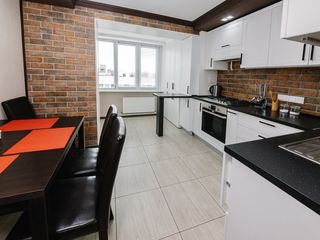 Apartament cu 3 camere, 78 m², Centru, Chișinău foto 3