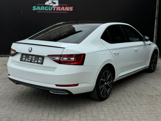 Skoda Superb foto 4