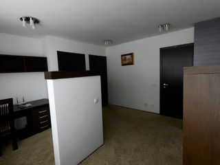 Apartament cu 3 camere, 123 m², Buiucani, Chișinău foto 4