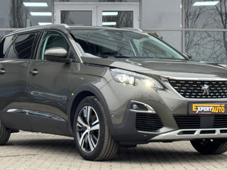 Peugeot 5008 foto 3